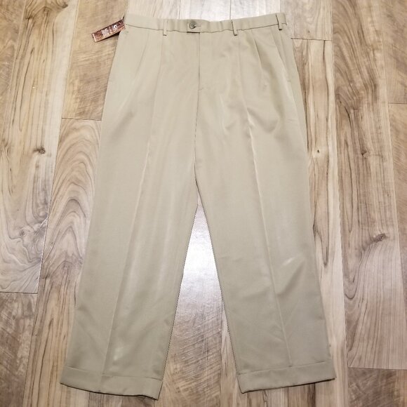 Nwt Dockers Khaki Dress Pants 38x29 Pleated Relaxed Cuffed Cocona Premium Coit - Picture 1 of 12